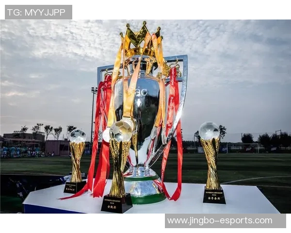 足球传奇人物书签收藏：热爱与荣耀的完美结合